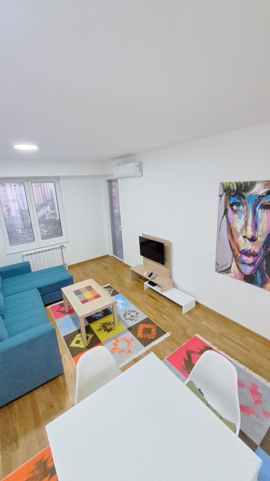 J&J Apartment スコピエ エクステリア 写真